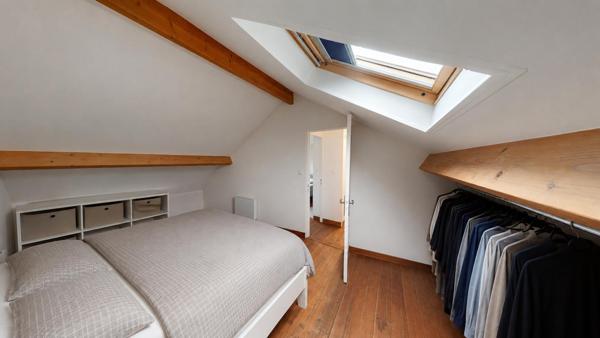 Maison 5 pièces 4 chambres 180 000