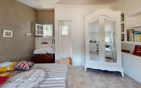 Maison à vendre    4 pièces • 139,81 m2 Opio