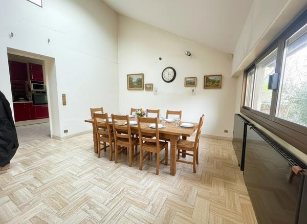 Maison à Verrières Le Buisson- 180 m² - Grand TERRAIN