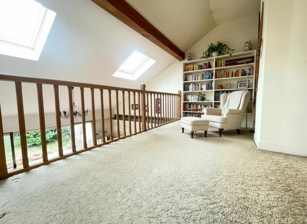 Maison à Verrières Le Buisson- 180 m² - Grand TERRAIN