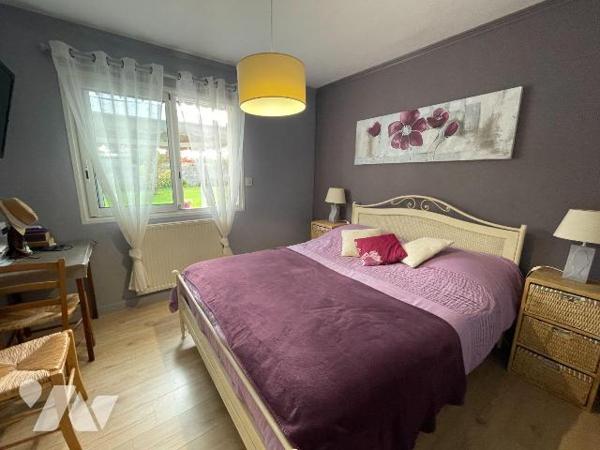 Maison à Vendre à Paimpol (22500) en Côtes-d'Armor (22)

Nous vous proposons cette maison ent...