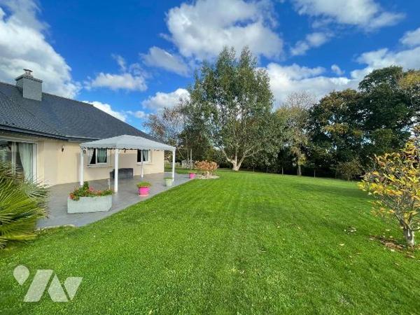 Maison à Vendre à Paimpol (22500) en Côtes-d'Armor (22)

Nous vous proposons cette maison ent...