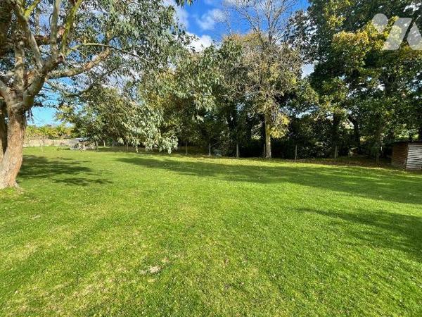 Maison à Vendre à Paimpol (22500) en Côtes-d'Armor (22)

Nous vous proposons cette maison ent...