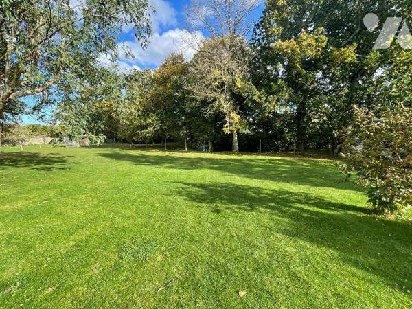 Maison à Vendre à Paimpol (22500) en Côtes-d'Armor (22)

Nous vous proposons cette maison ent...