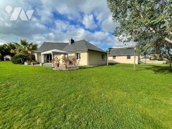 Maison à Vendre à Paimpol (22500) en Côtes-d'Armor (22)

Nous vous proposons cette maison ent...