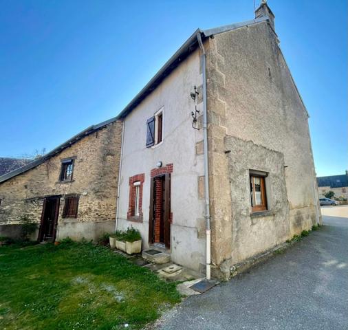 Ensemble immobilier de deux maisons et une maisonette