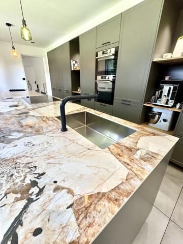 Dpt Finistère (29), à vendre Brest Sectueur St Renan Maison T8 de 311 m² - Terrain de 2485 m²