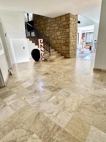 Dpt Finistère (29), à vendre Brest Sectueur St Renan Maison T8 de 311 m² - Terrain de 2485 m²