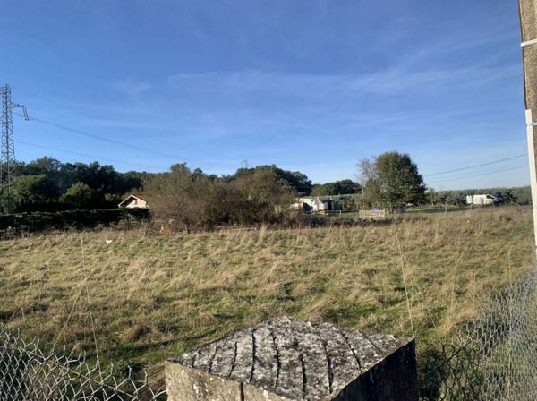 Eaune, terrain plat de 3019m² proche commodités - REF. VT062