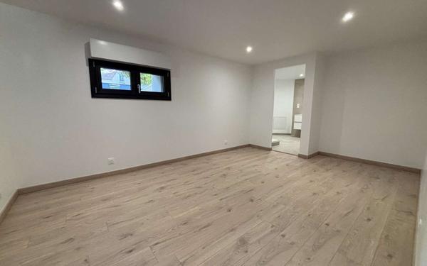 Maison à vendre    5 pièces • 180 m2 Saint-Fargeau-Ponthierry