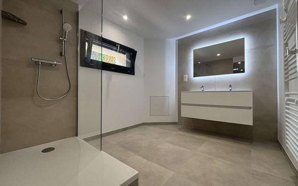 Maison à vendre    5 pièces • 180 m2 Saint-Fargeau-Ponthierry