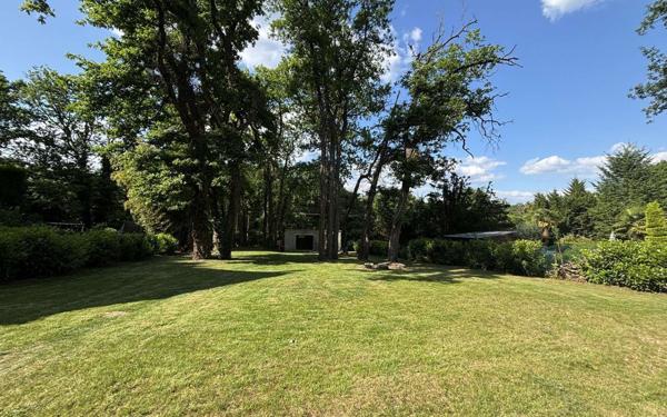 Maison à vendre    5 pièces • 180 m2 Saint-Fargeau-Ponthierry