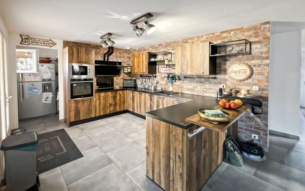 Maison à vendre    5 pièces •  Villefranche-de-Lauragais