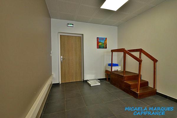 Beaurepaire, à vendre Locaux professionnels