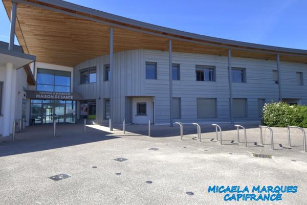 Beaurepaire, à vendre Locaux professionnels