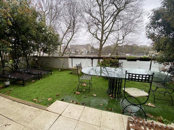 NEUILLY SUR SEINE/ DUPLEX AVEC TERRASSE, BALCON, 3 PARKING, CAVE, 4 CHAMBRES