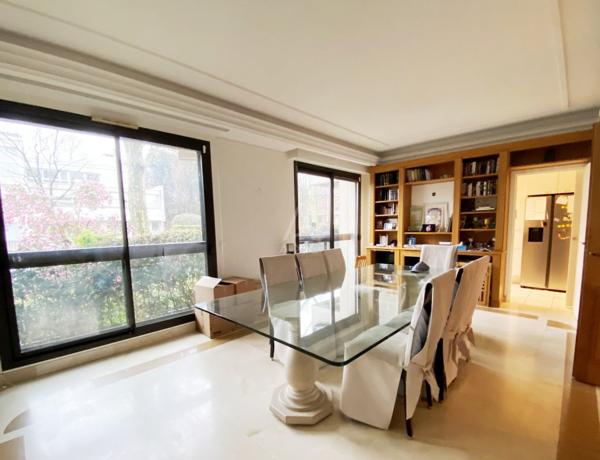 NEUILLY SUR SEINE/ DUPLEX AVEC TERRASSE, BALCON, 3 PARKING, CAVE, 4 CHAMBRES