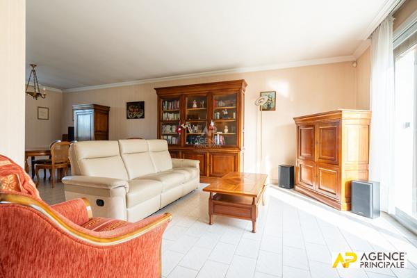 Maison Le Mesnil Le Roi 160 m2 €1 150 000 ** - Référence 4682