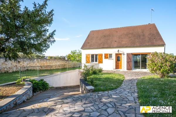 Maison Le Mesnil Le Roi 160 m2 €1 150 000 ** - Référence 4682