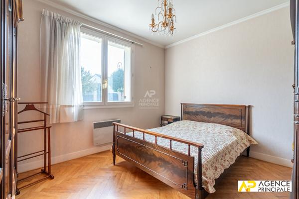 Maison Le Mesnil Le Roi 160 m2 €1 150 000 ** - Référence 4682