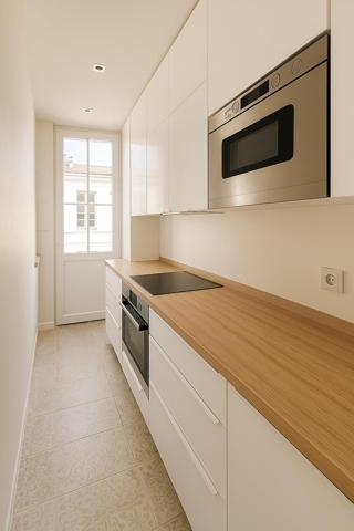Rare Boulogne-Billancourt | 2 pièces 40 m² | Traversant Est-Ouest | Dernier étage | Cave | DPE D