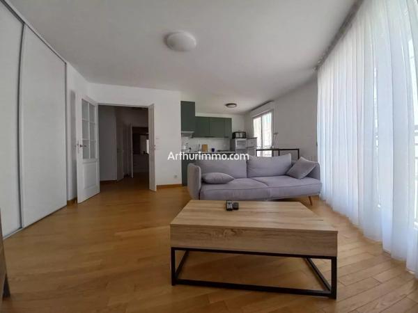 Location                                                      Appartement
                        
                     2 pièces                      46 m2                     à Sucy-en-Brie
