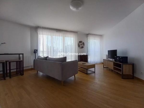 Location                                                      Appartement
                        
                     2 pièces                      46 m2                     à Sucy-en-Brie