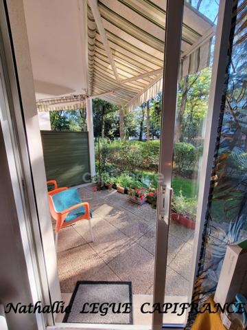 Vendée ( 85 ) CHALLANS à Vendre Appartement 50 m² 02 dans résidence avec services , 2 pièces , locataire en place