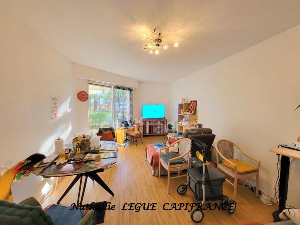 Vendée ( 85 ) CHALLANS à Vendre Appartement 50 m² 02 dans résidence avec services , 2 pièces , locataire en place