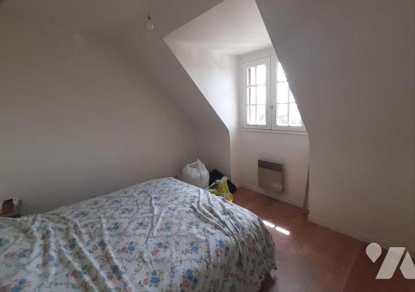 Maison T5, cadre paisible, sur 8260m² de terrain