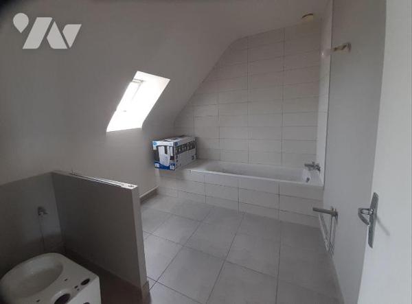 Maison T5, cadre paisible, sur 8260m² de terrain