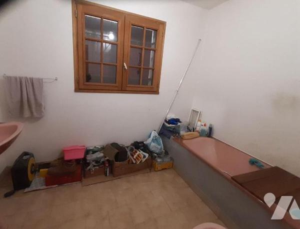 Maison T5, cadre paisible, sur 8260m² de terrain