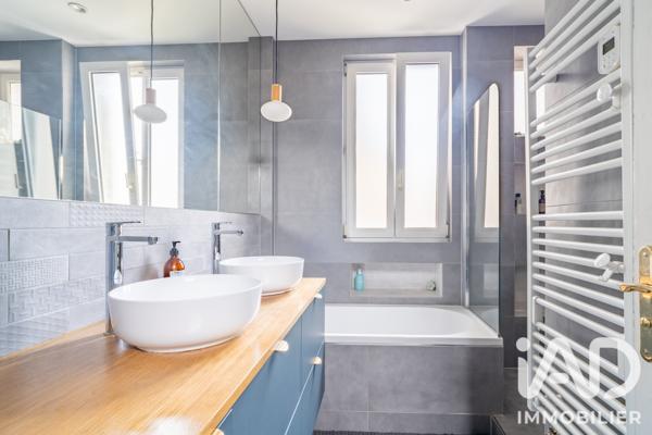 Appartement à vendre 3 pièces 72,18 m² Courbevoie