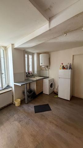 MEAUX CENTRE-VILLE ? STUDIO VENDU LOUÉ ? INVESTISSEMENT CLÉ EN MAIN