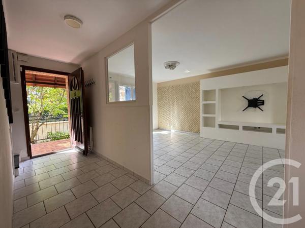 Maison à vendre  4 pièces - 121,40 m 2   COULOMMIERS  - 77