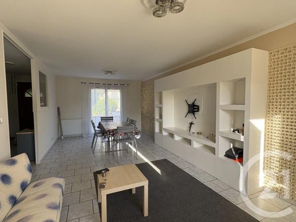 Maison à vendre  4 pièces - 121,40 m 2   COULOMMIERS  - 77