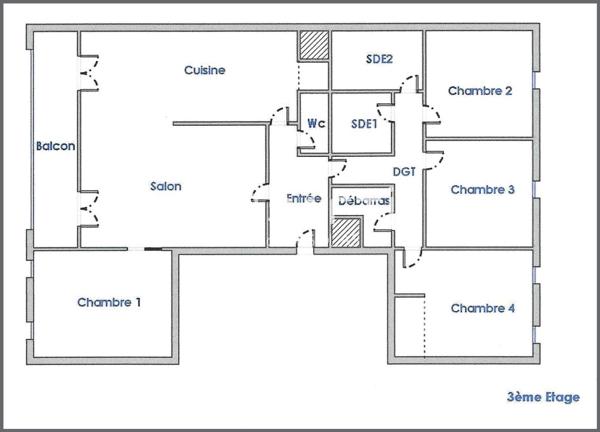 Appartement T5 Meublé - 4 Chambres - 2 SDE - Loggia - Cave + Parking - Proximité commodités - Bus