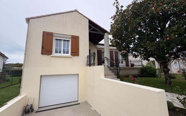 Maison à vendre    4 pièces •  Saujon