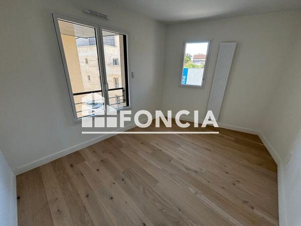 Location Maison 5 pièces 123.4 m² - VILLA 1 Lyon 69003