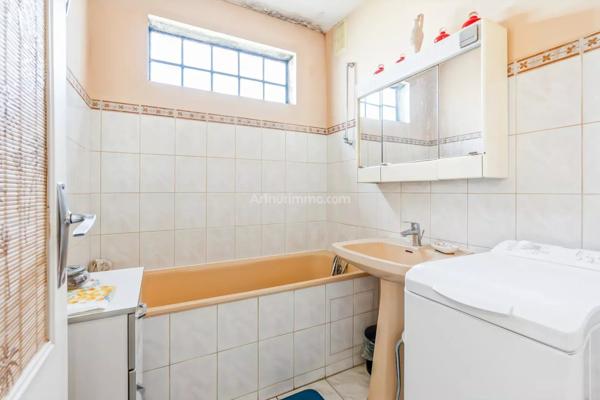 Vente                                                      Appartement
                        
                     2 pièces                      50 m2                     à Thorigny-sur-Marne