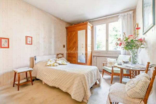 Vente                                                      Appartement
                        
                     2 pièces                      50 m2                     à Thorigny-sur-Marne