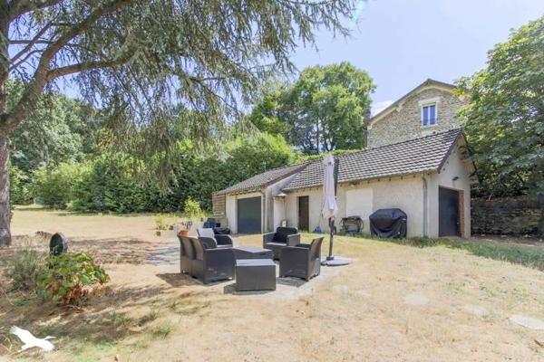 Maison 549 928 € Marines 7 p 150 m² DPE D
