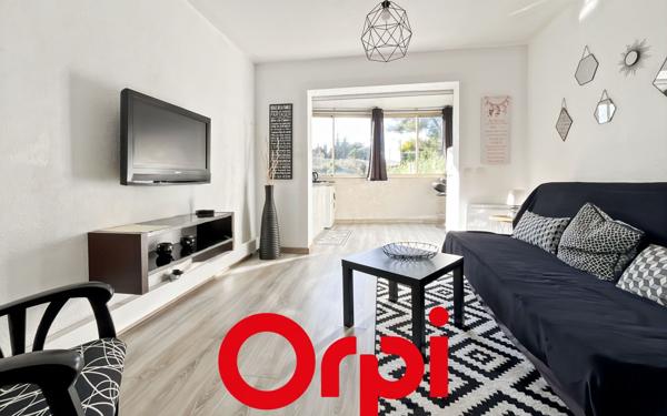 Appartement à vendre    1 pièce • 17,32 m2 Bandol