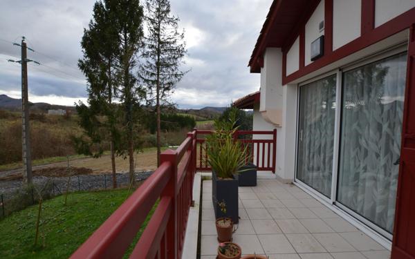 Appartement à vendre    3 pièces • 92,95 m2 Urrugne