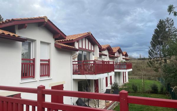 Appartement à vendre    3 pièces • 92,95 m2 Urrugne