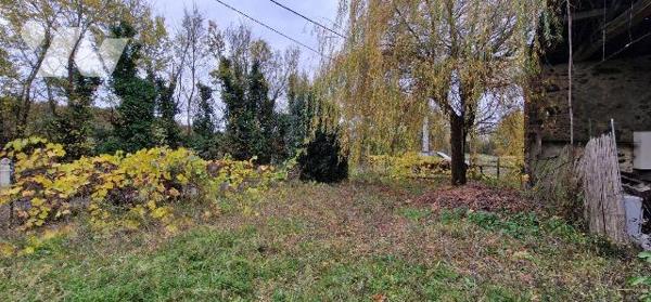 Maison à Vendre à Saint-Varent (79330) en Deux-Sèvres (79)

Dans la localité de Saint-Varent,...