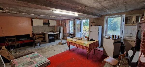 Maison à Vendre à Saint-Varent (79330) en Deux-Sèvres (79)

Dans la localité de Saint-Varent,...