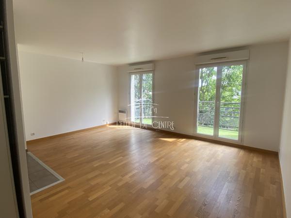 APPARTEMENT 3 PIECES - VILLENEUVE LE ROI