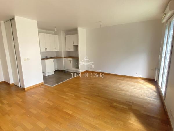 APPARTEMENT 3 PIECES - VILLENEUVE LE ROI