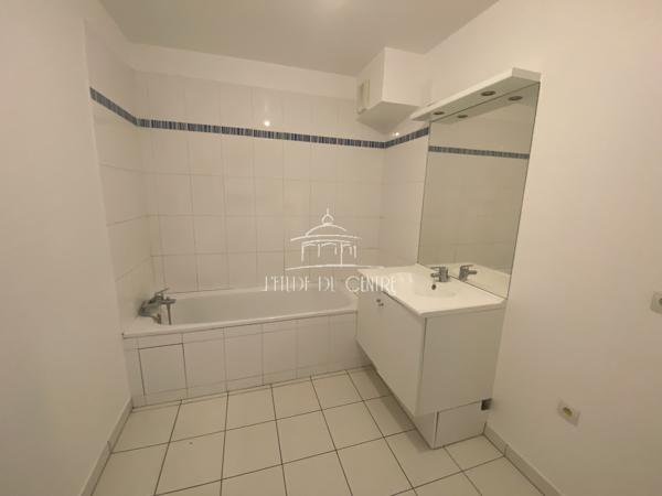 APPARTEMENT 3 PIECES - VILLENEUVE LE ROI